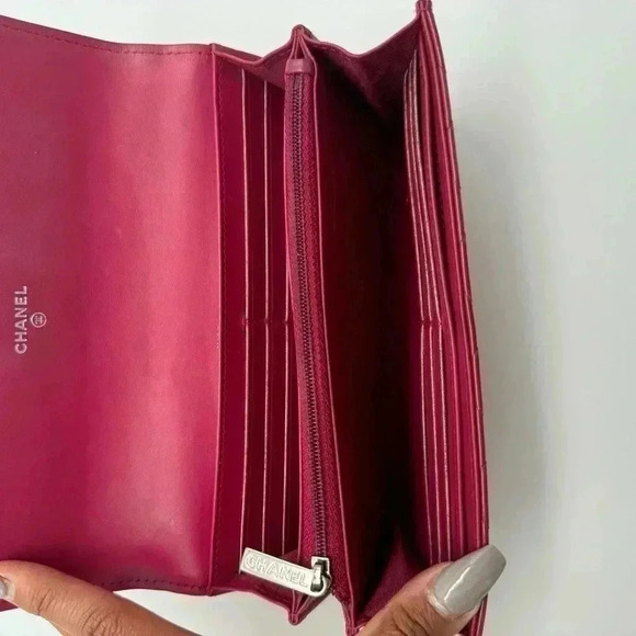 Authentic Chanel Patent Leather Wallet with FREE Gunmetal Chain and Wallet ins. - Picture 6 of 16